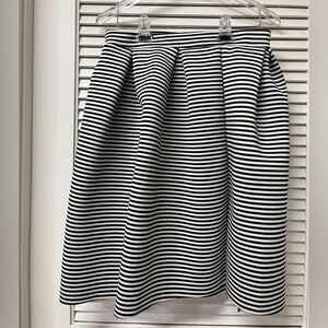 Sensational Collection  stripe  skirt  Size L